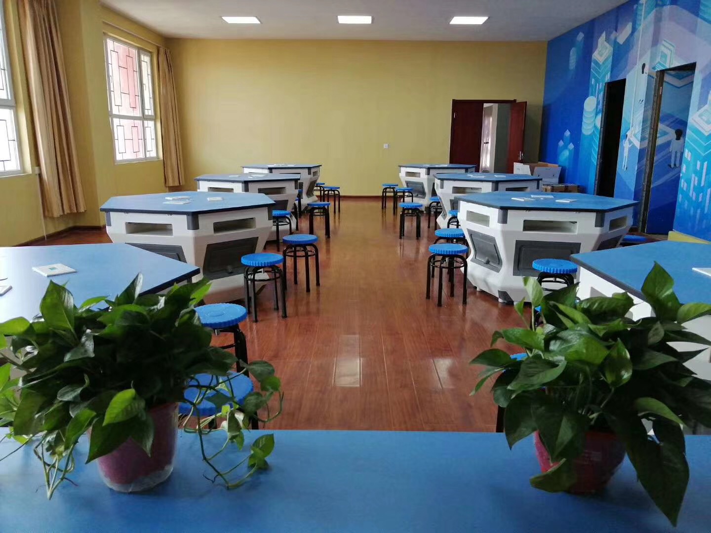 小學科學實驗室六邊桌